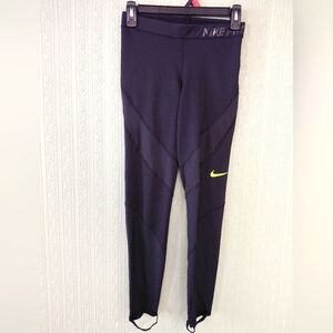 NIKE Pro Hyperwarm Black Leggings with  Foot Strap Work Out Sporty Warm Casual